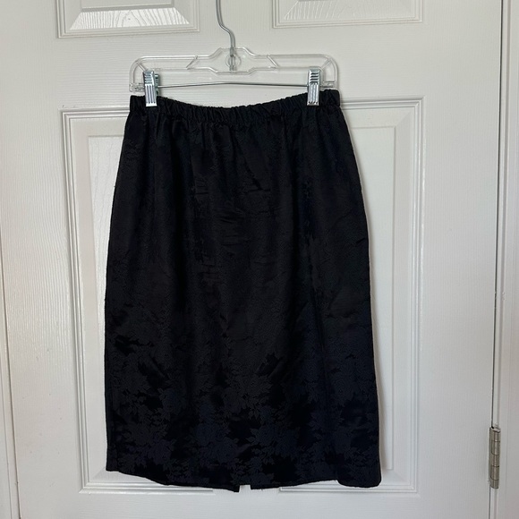 Black Floral Embossed Pencil Skirt by Miss Oops California - Picture 1 of 4
